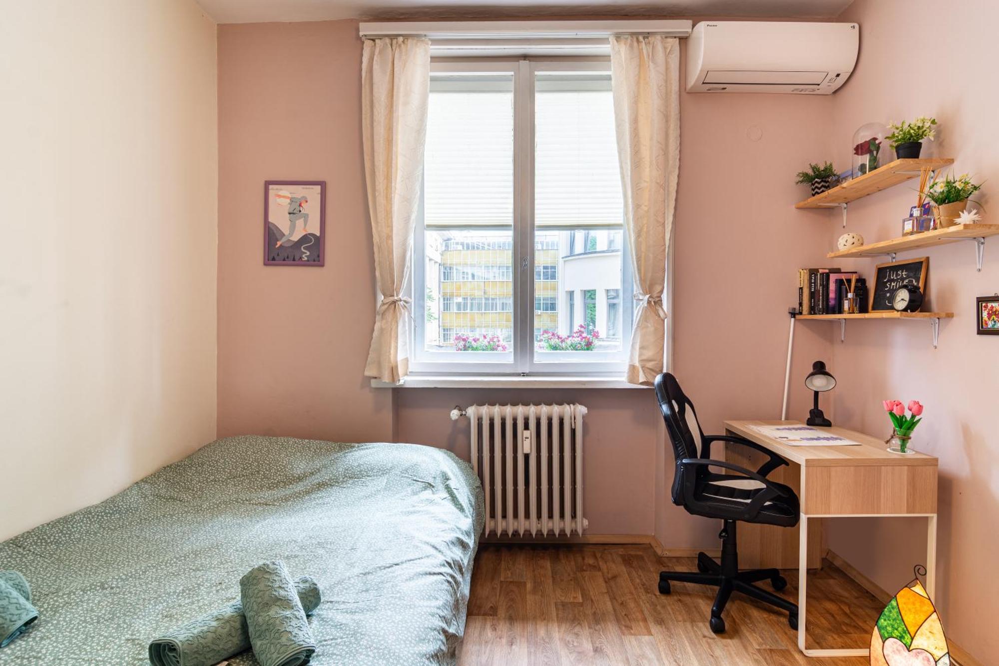 The Top Spot - Cute Little Studio In The Center Szófia Kültér fotó